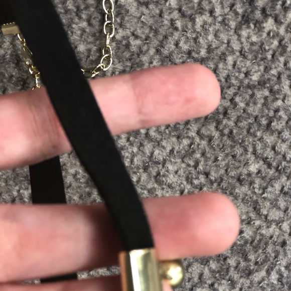 Beautiful chocker - Picture 5 of 5